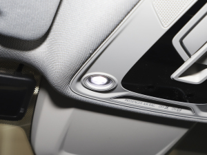 2022��45 TFSI S-line �������������b �п؅^