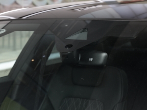 2022��55 TFSI quattro S-line ־�h���������b �������^