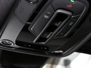 2022��55 TFSI quattro S-line ־�h(yu��n)���������b �п؅^(q��)