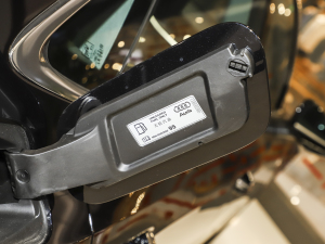 2022��45 TFSI quattro S-line Ҋ�h���������b �������^