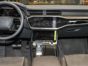 2022��45 TFSI quattro S-line Ҋ�h���������b �п��_