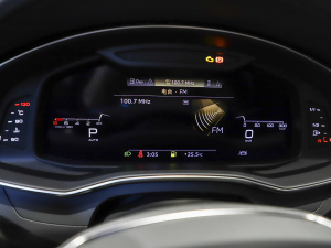 2022��45 TFSI quattro S-line Ҋ�h���������b �п؅^