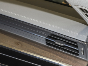 2022��45 TFSI quattro S-line Ҋ�h���������b �п؅^