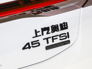 2022��45 TFSI quattro S-line Ҋ�h(yu��n)���׺����b ��(x��)��(ji��)���^