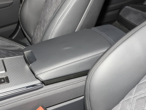 2022��45 TFSI quattro S-line Ҋ�h���׺����b ���������