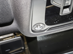 2022��45 TFSI quattro S-line Ҋ�h���׺����b �п؅^