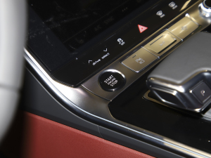 2022��45 TFSI quattro S-line ����ʿ�� �п؅^