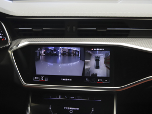 2022��45 TFSI quattro S-line ����ʿ�� �п؅^