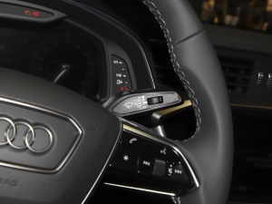 2022��45 TFSI quattro S-line ����ʿ�� �п؅^