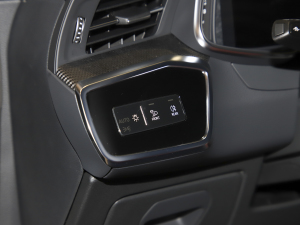 2022��45 TFSI quattro S-line ����ʿ�� �п؅^(q��)