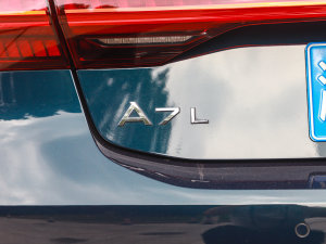 2022��45 TFSI quattro S-line Ҋ�h���������b �������^