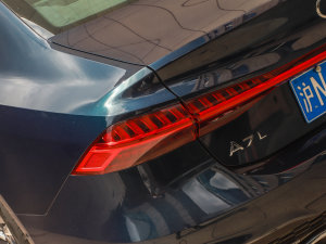 2022��45 TFSI quattro S-line Ҋ�h���������b �������^