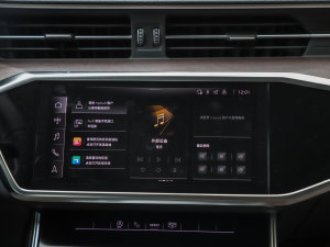 2022��45 TFSI quattro S-line Ҋ�h���������b �п؅^