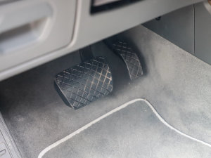 2022��45 TFSI quattro S-line Ҋ�h���������b �п؅^