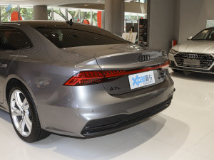 2022��45 TFSI quattro S-line �L�Tʿ �������^