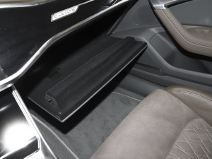 2022��45 TFSI quattro S-line �L�Tʿ ������