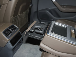 2022��45 TFSI quattro S-line �L�Tʿ ����������ֹ���