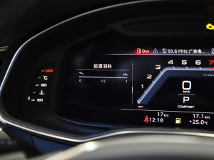 2022��45 TFSI quattro S-line �L�Tʿ �п؅^(q��)