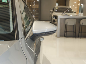 2022��45 TFSI quattro S-line ʥ�Tʿ �������^