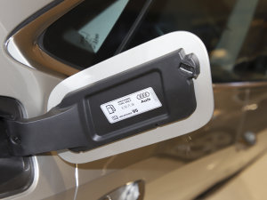 2022��45 TFSI quattro S-line ʥ�Tʿ �������^