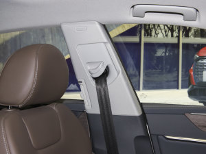 2022��45 TFSI quattro S-line ʥ�Tʿ ���g����