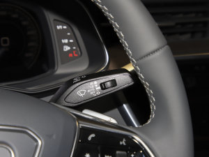 2022��45 TFSI quattro S-line ʥ�Tʿ �п؅^