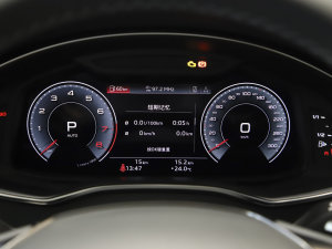 2022��45 TFSI quattro S-line ʥ�Tʿ �п؅^