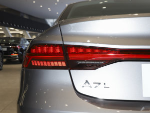 2022��45 TFSI S-line ����δ���� �������^