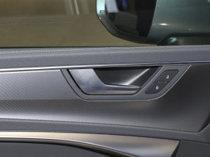 2022��45 TFSI S-line ����(m��ng)δ��(l��i)�� �п؅^(q��)