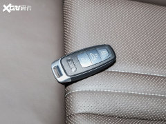 2022款 奥迪Q5 e-tron 50 e-tron quattro 荣耀型 锦衣套装