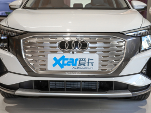 202240 e-tron ҫ \b оW