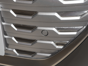 202240 e-tron ҫ \b ^