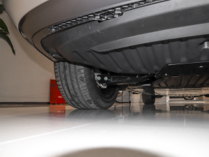 202240 e-tron ҫ \b ^