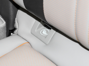 202240 e-tron ҫ \b g