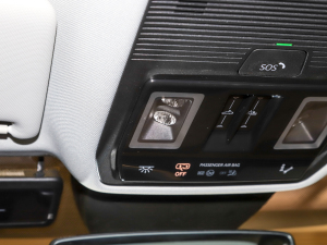 202240 e-tron ҫ \b п؅^