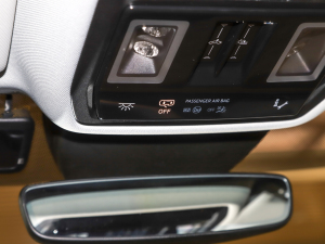 202240 e-tron ҫ \b п؅^