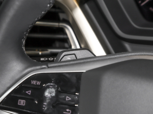 202240 e-tron ҫ \b п؅^