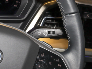 202240 e-tron ҫ \b п؅^