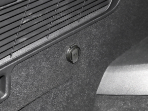 202240 e-tron ҫ \b п؅^