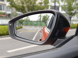 202250 e-tron quattro edition one ˇذ ^