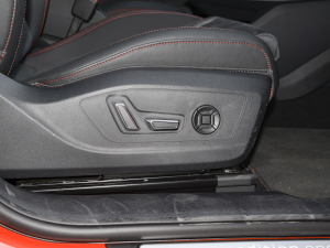 2022��50 e-tron quattro edition one ˇ����ذ� ���g����