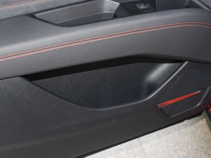 202250 e-tron quattro edition one ˇذ Tg