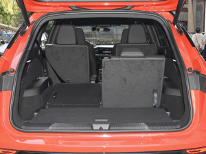 2022��50 e-tron quattro edition one ˇ����ذ� ���g����