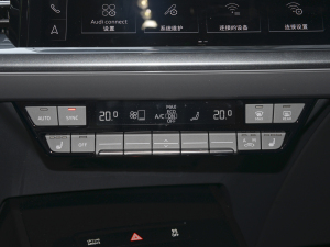 202250 e-tron quattro edition one ˇذ {{