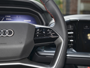 202250 e-tron quattro edition one ˇذ п؅^