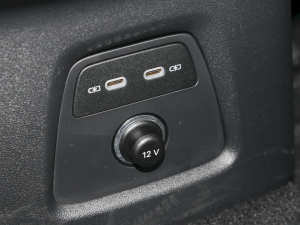 202250 e-tron quattro edition one ˇذ п؅^