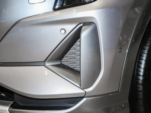 202250 e-tron quattro sҫ \b  (x)(ji)^