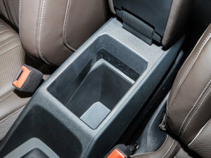 202250 e-tron quattro sҫ \b  g