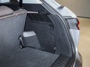 202250 e-tron quattro sҫ \b  g