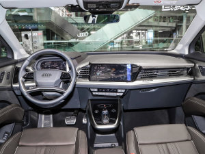 202250 e-tron quattro sҫ \b  ȫ